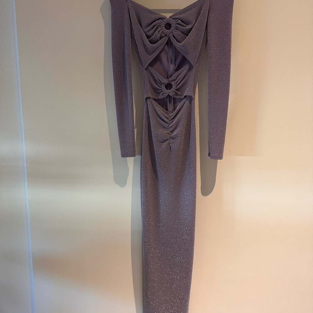 This dress fits super cute. Perfect for a night out. - Picture 8 of 9